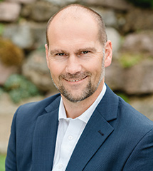 broker-image