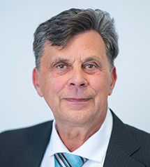 Portraitbild vom Experten "Gebhard Stark"