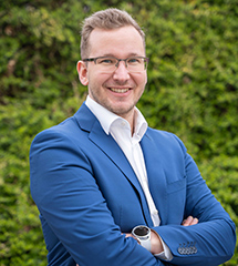 Portraitbild vom Experten "Tobias Haslinger"