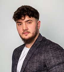 Portraitbild vom Experten "David Penker"