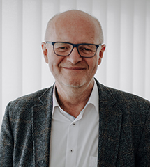 Portraitbild vom Experten "Mag.(FH) Hannes Danner, M.A."